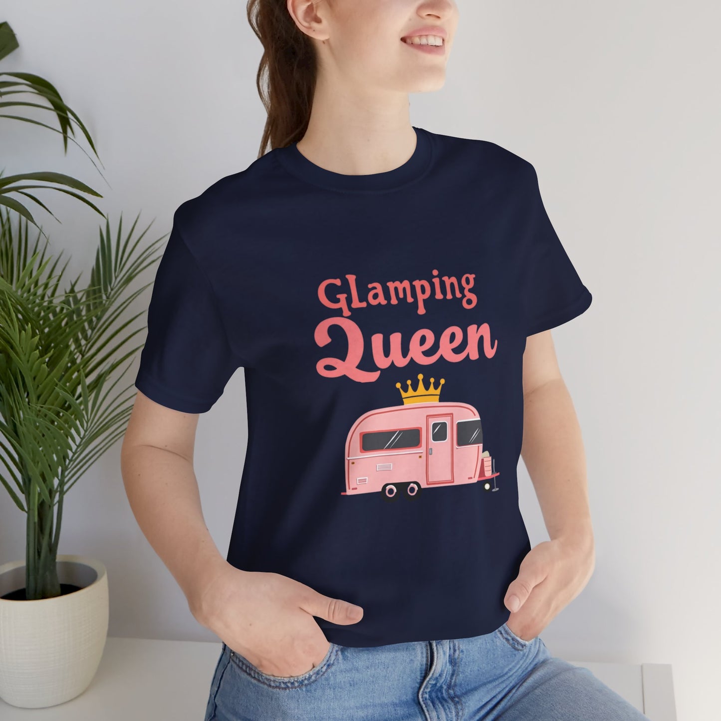 Glamping Queen Tee