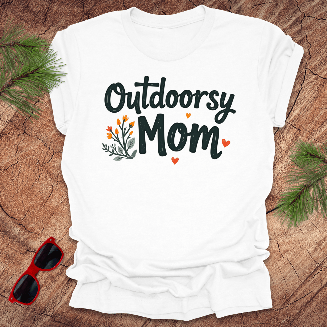 Outdoorsy Mom Tee - Wandering Owl Adventure Gear