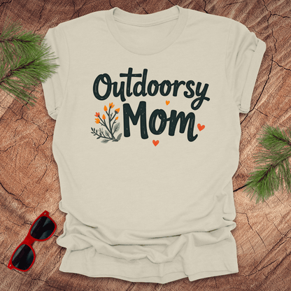 Outdoorsy Mom Tee - Wandering Owl Adventure Gear